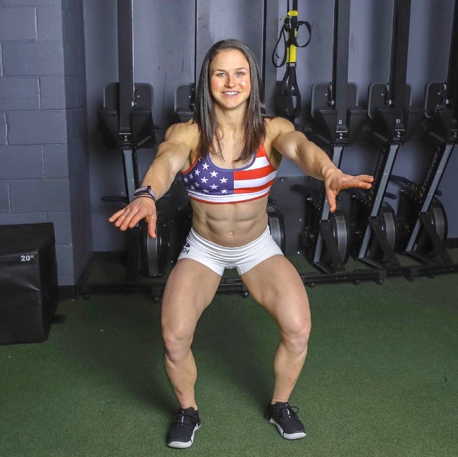 Kari Pearce abs workout